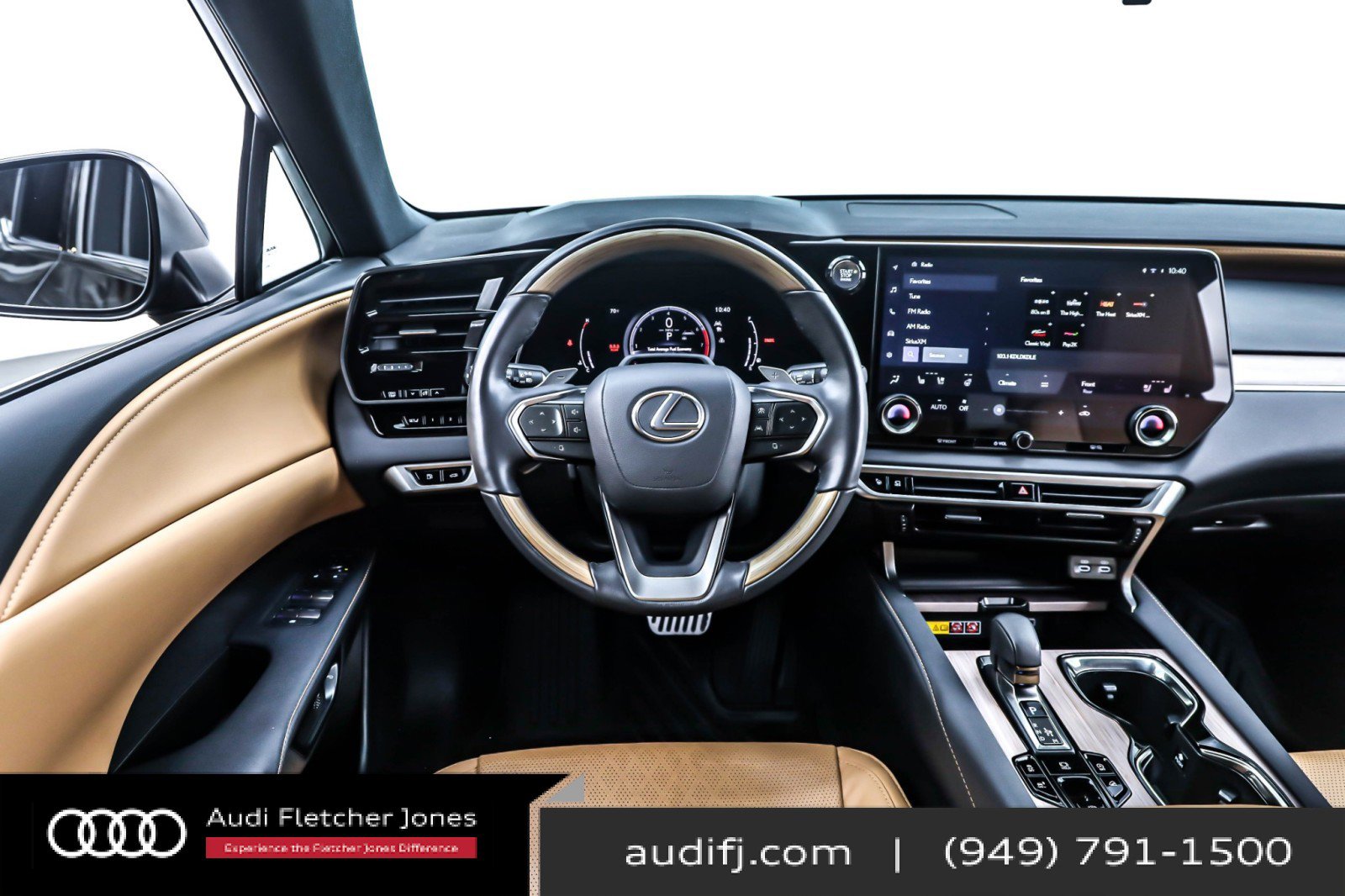 Used 2024 Lexus RX 350 Premium Plus w/ Convenience Package image 4