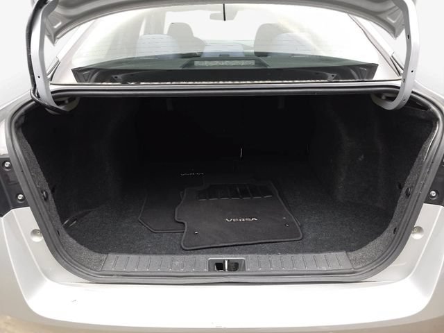 Used 2023 Nissan Versa S w/ S Plus Package FWD image 30