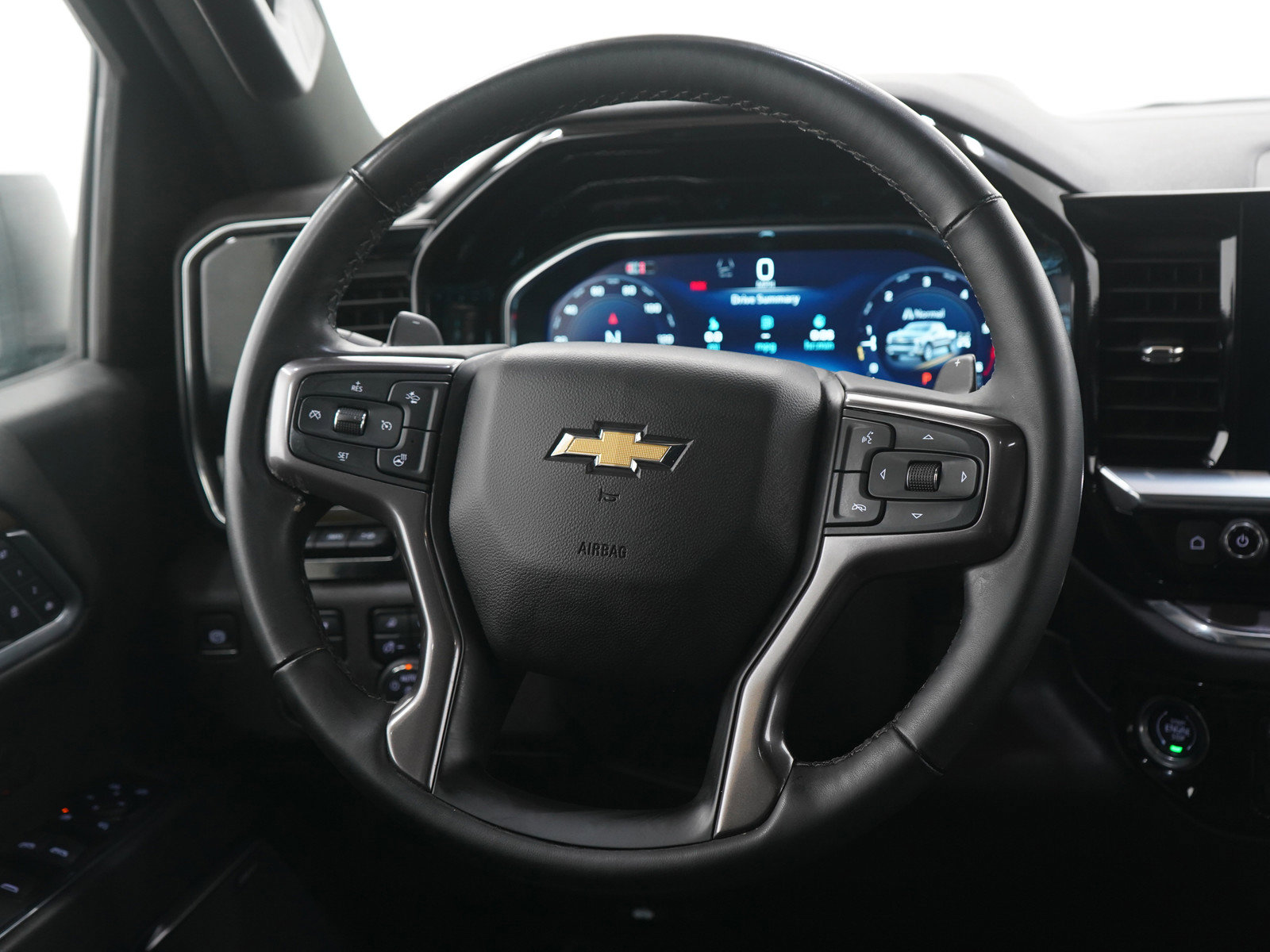 Used 2025 Chevrolet Silverado 1500 High Country image 14