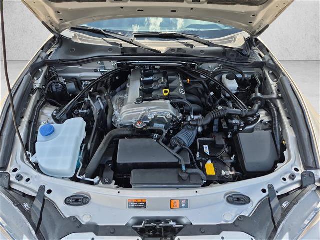 Used 2023 MAZDA MX-5 Miata Grand Touring RWD image 19