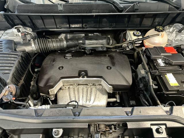 Used 2018 GMC Acadia SLE FWD image 32