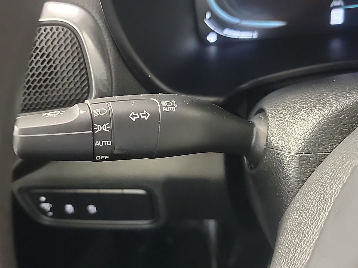 Used 2023 Kia Soul LX w/ LX Technology Package image 27