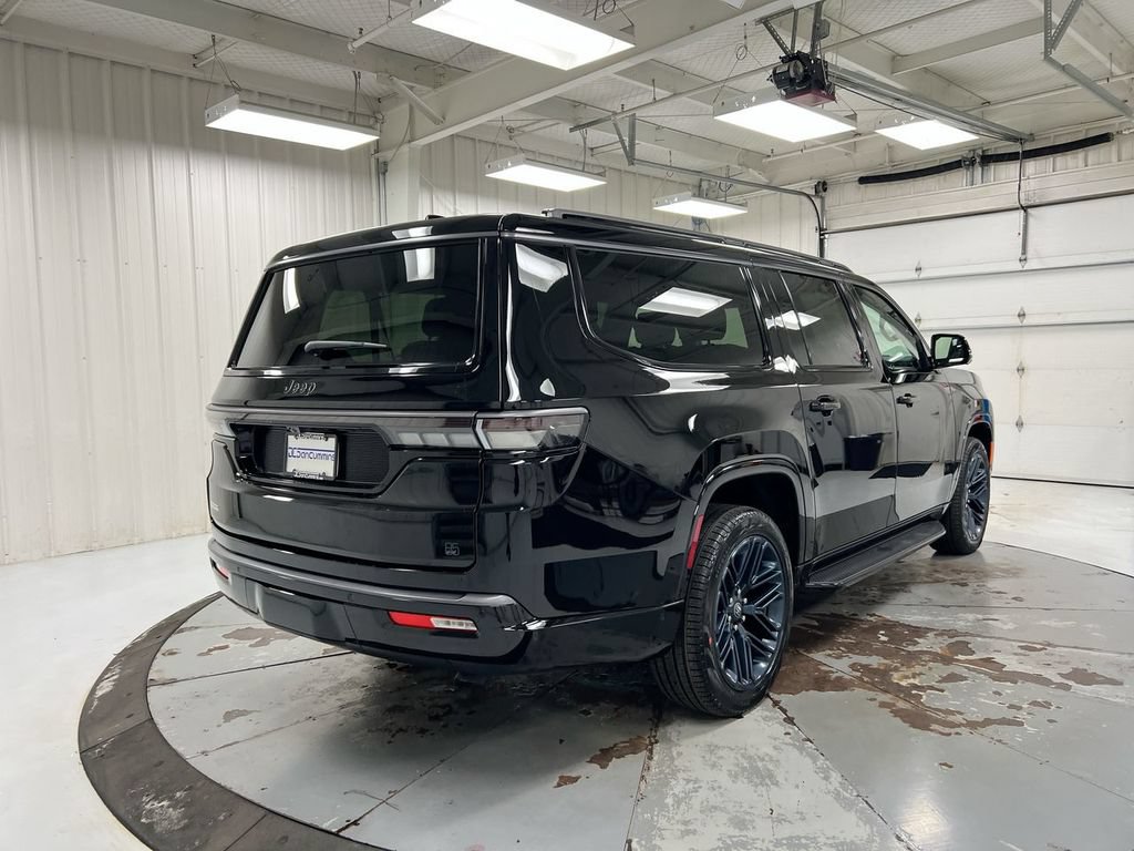 New 2026 Jeep Grand Wagoneer L 4WD image 3