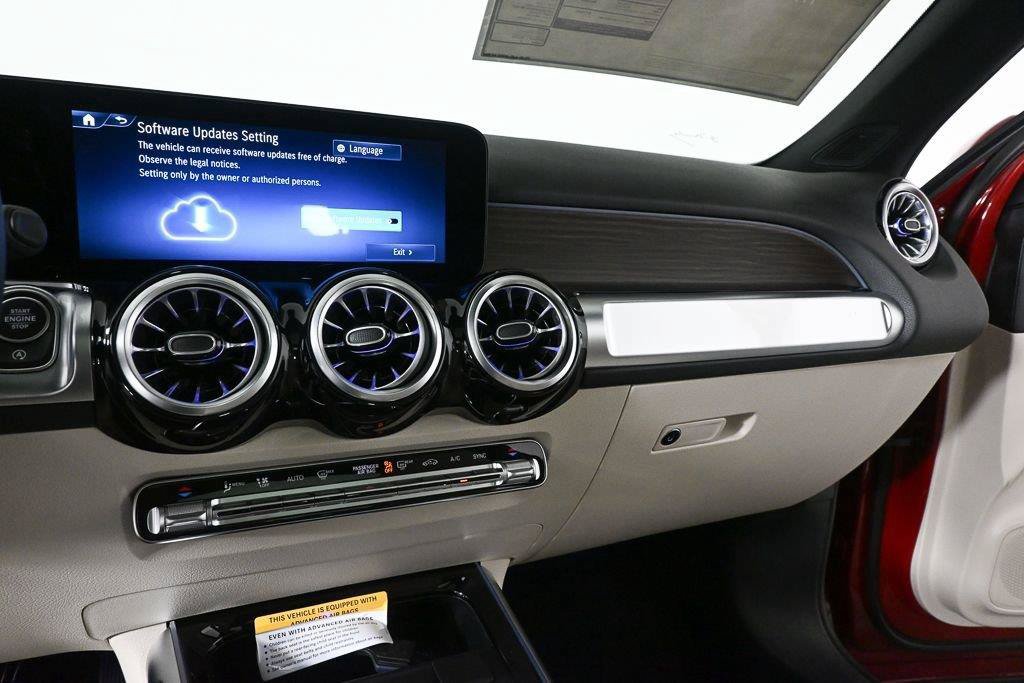 New 2026 Mercedes-Benz GLB 250 image 13