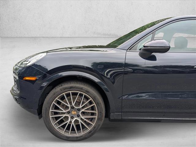 Used 2021 Porsche Cayenne AWD/4WD image 8