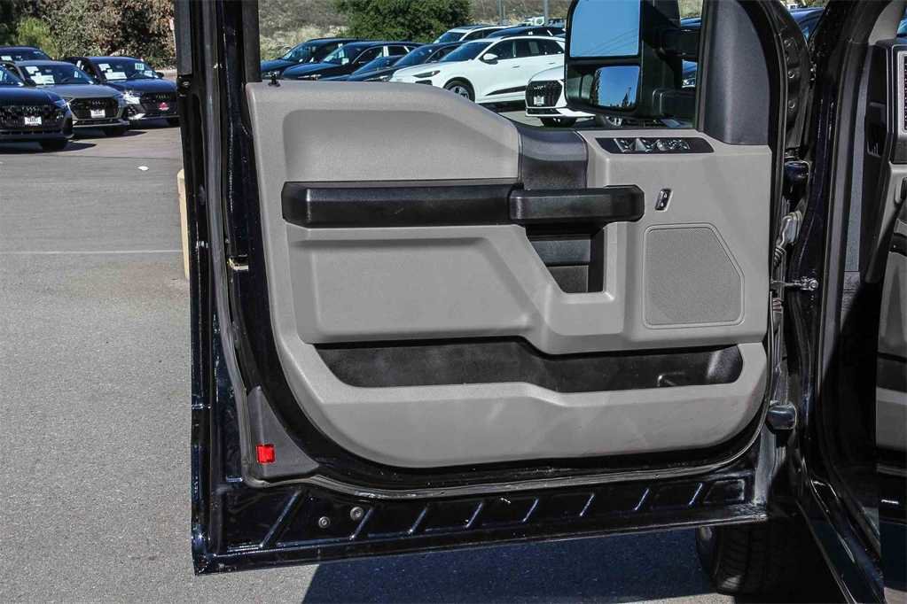 Used 2022 Ford F250 XL w/ Power Equipment Group image 21