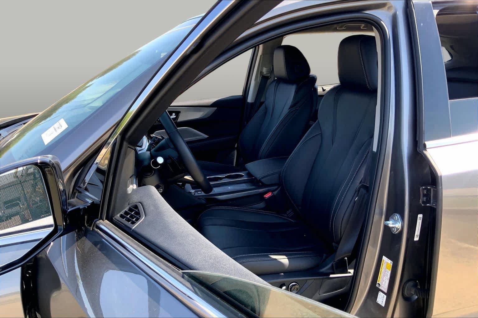 Used 2026 Acura MDX w/ Technology Package FWD image 8