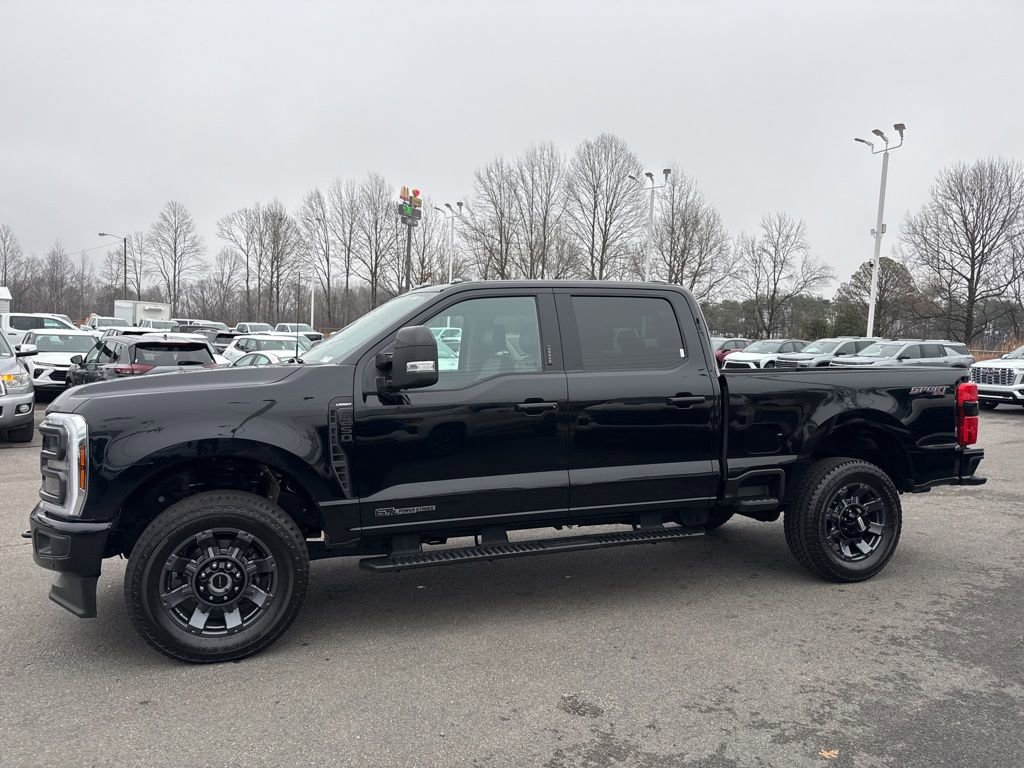 Used 2024 Ford F250 Lariat w/ Lariat Ultimate Package image 2