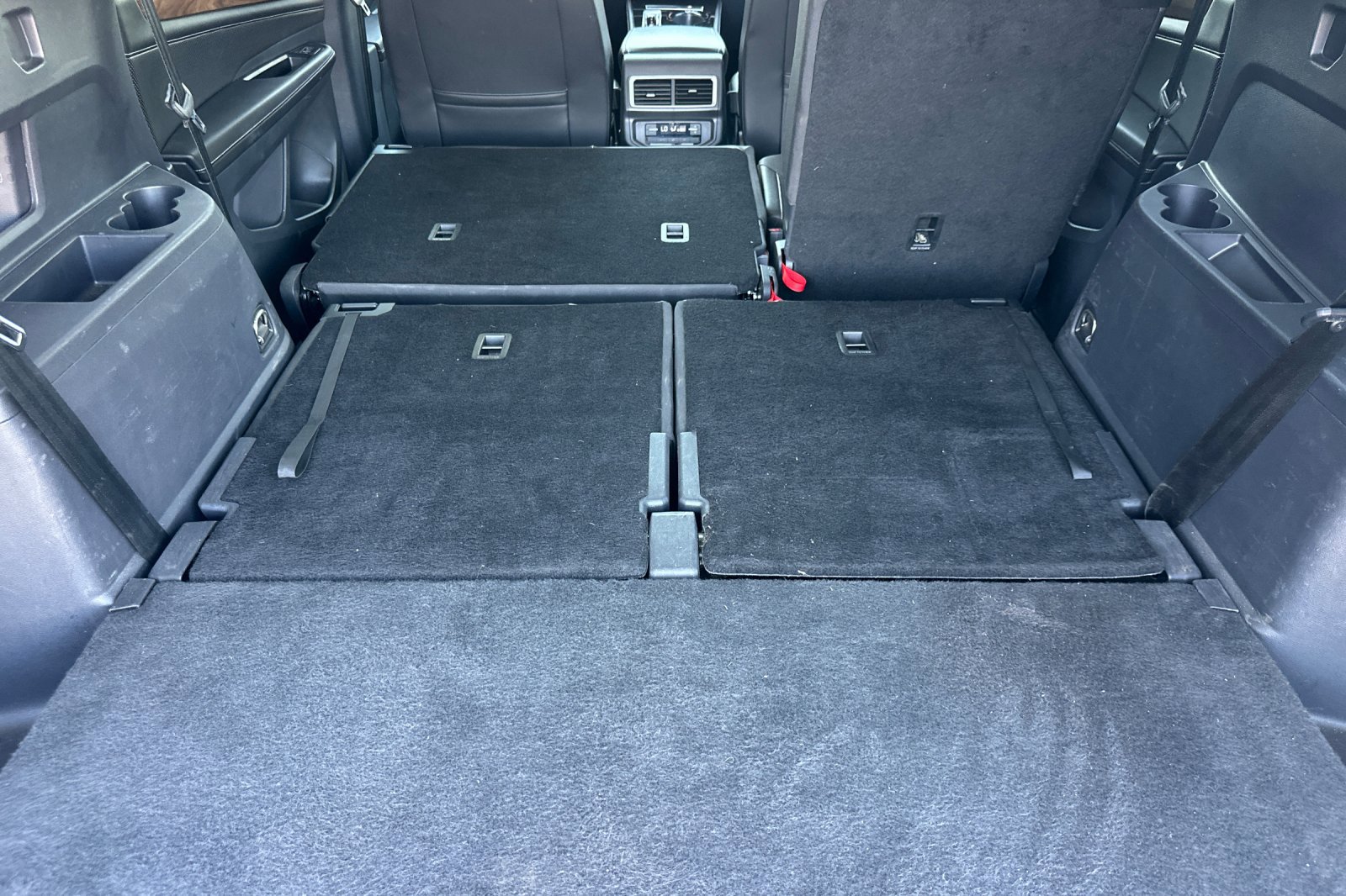 Certified 2024 Volkswagen Atlas SE image 16