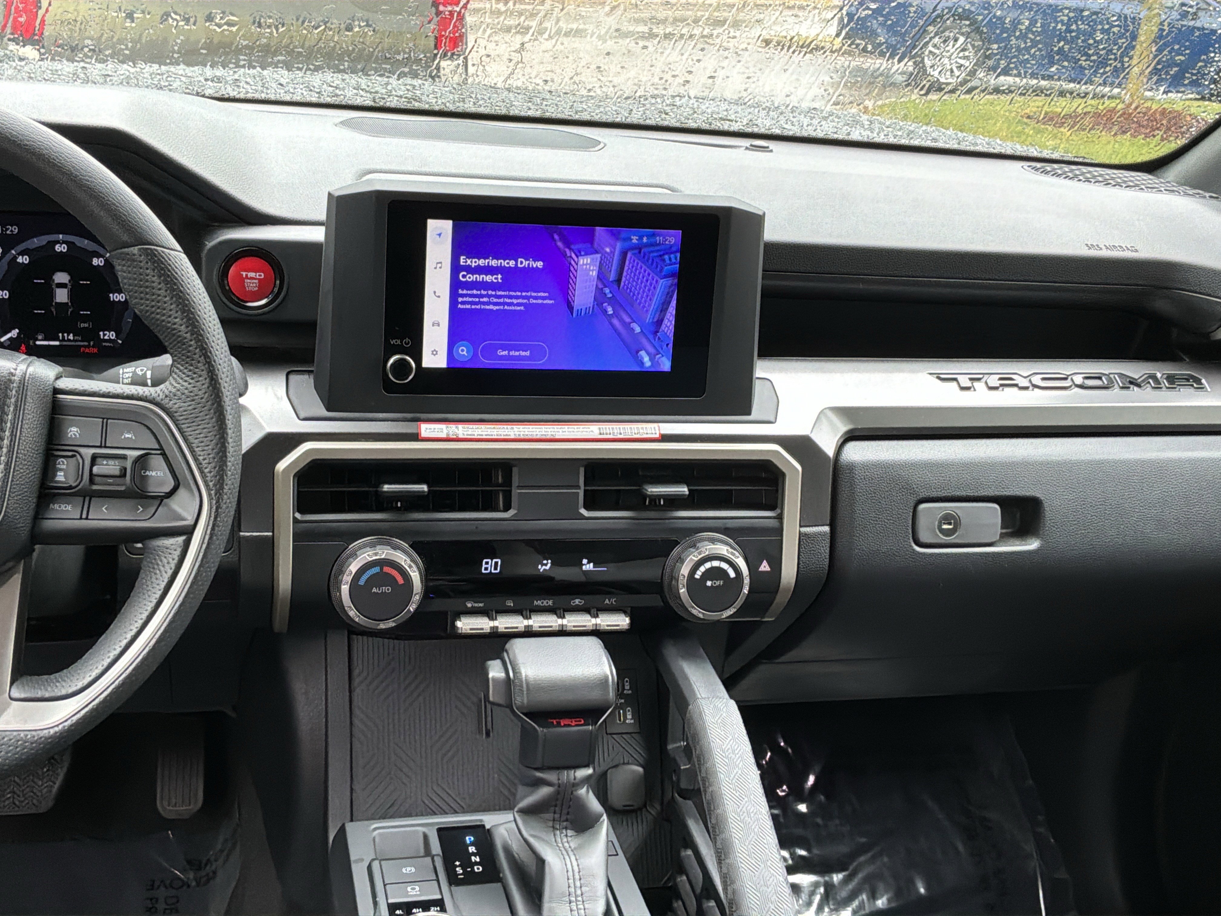 Used 2025 Toyota Tacoma TRD Off-Road AWD/4WD image 29