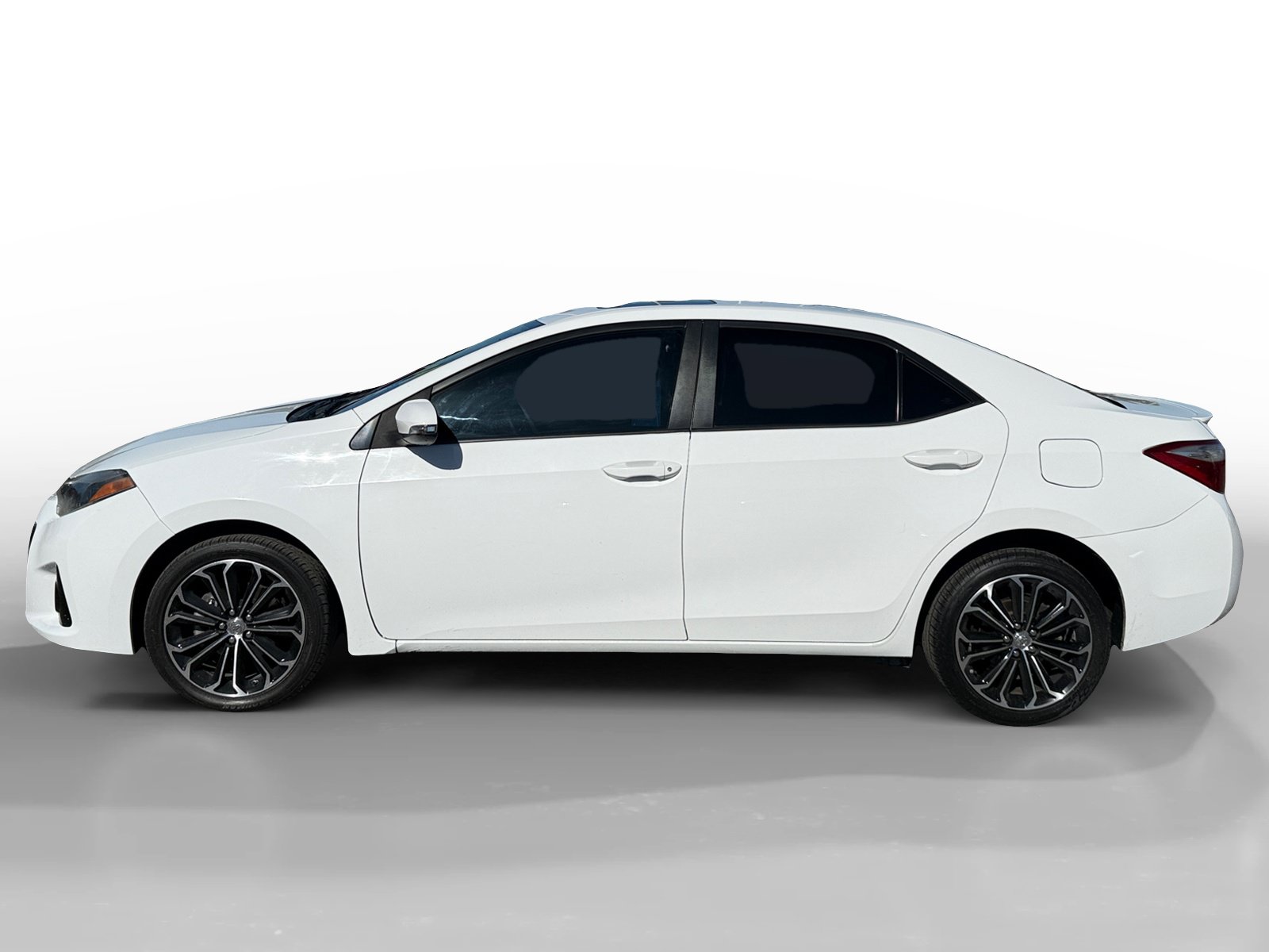 Used 2014 Toyota Corolla S FWD image 2