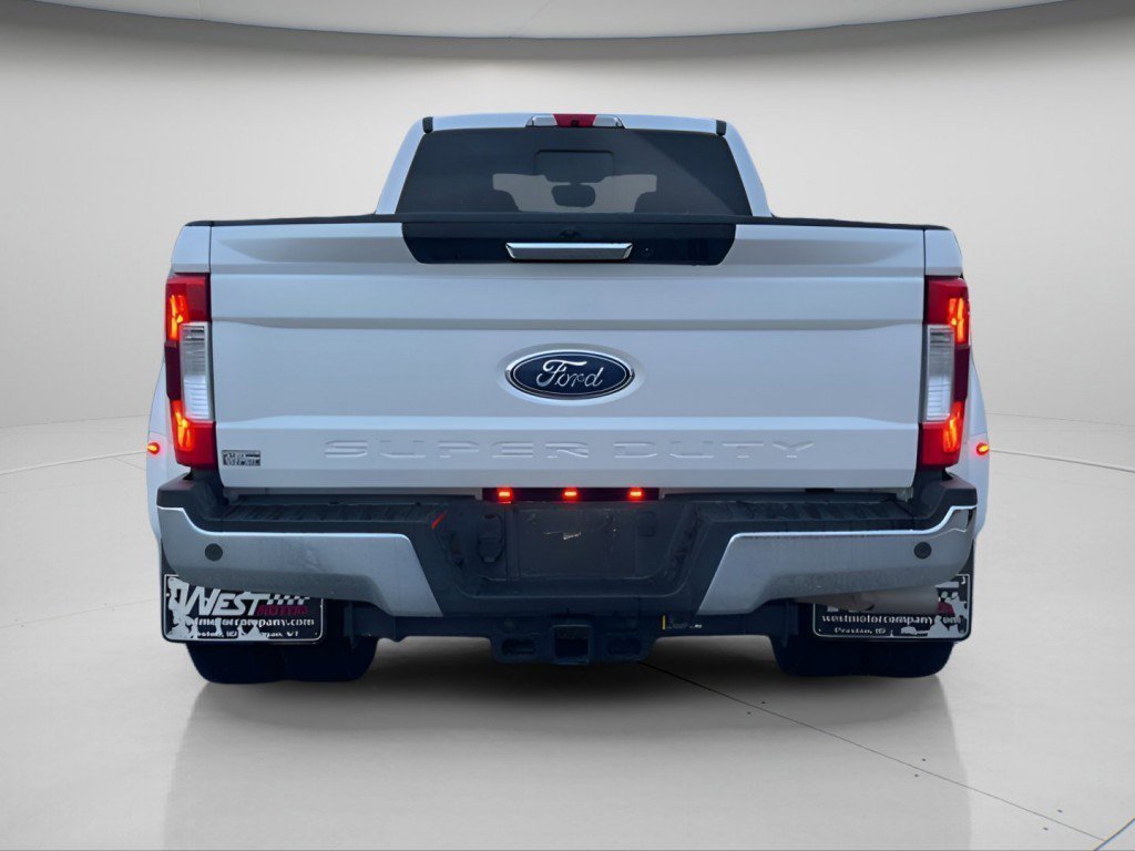 Used 2019 Ford F350 Lariat w/ Lariat Value Package image 8