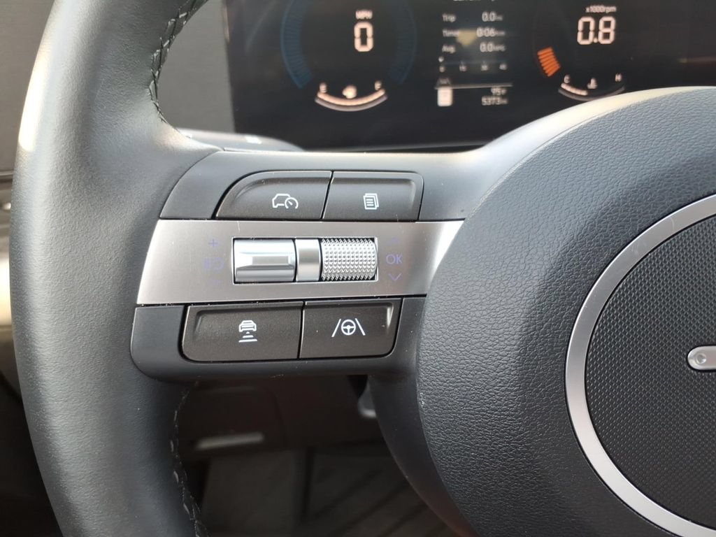 Used 2026 Hyundai Kona SEL Sport FWD image 20