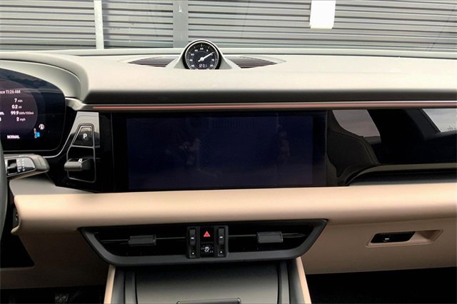 Used 2025 Porsche Macan Electric image 24