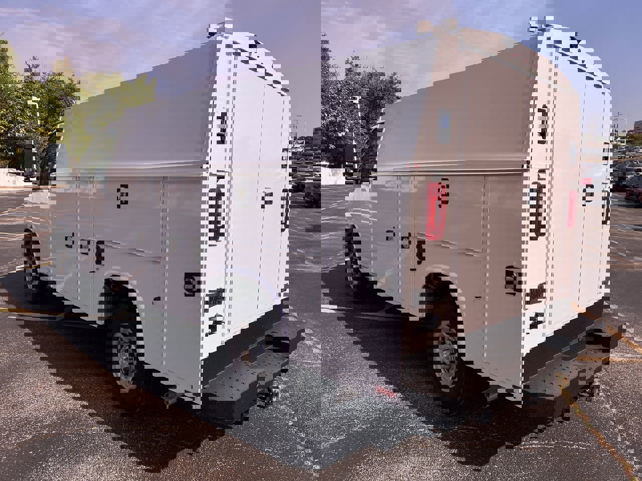 New 2025 Chevrolet Express 3500 w/ Power Convenience Package image 17