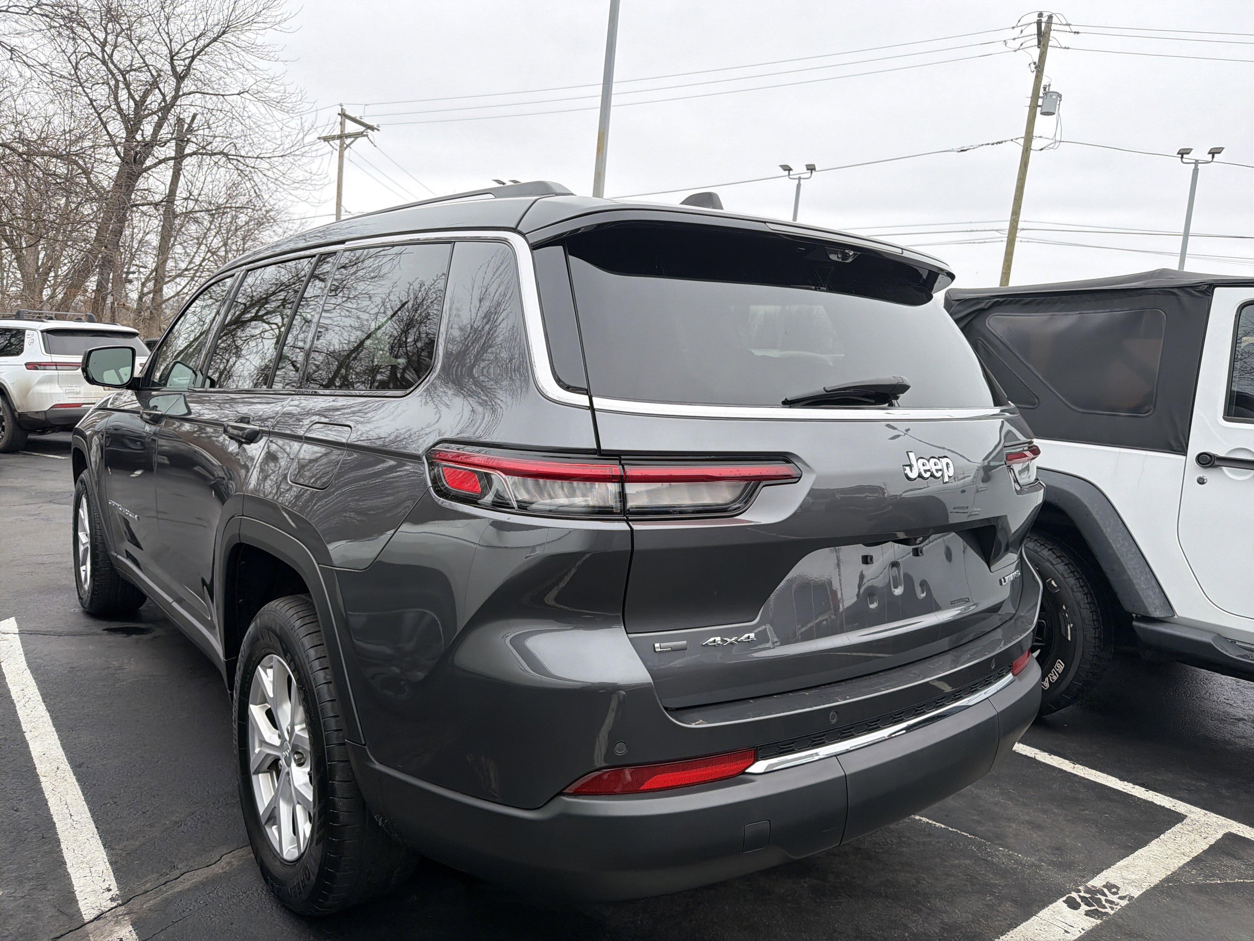 Used 2022 Jeep Grand Cherokee L Limited w/ Luxury Tech Group II AWD/4WD image 4