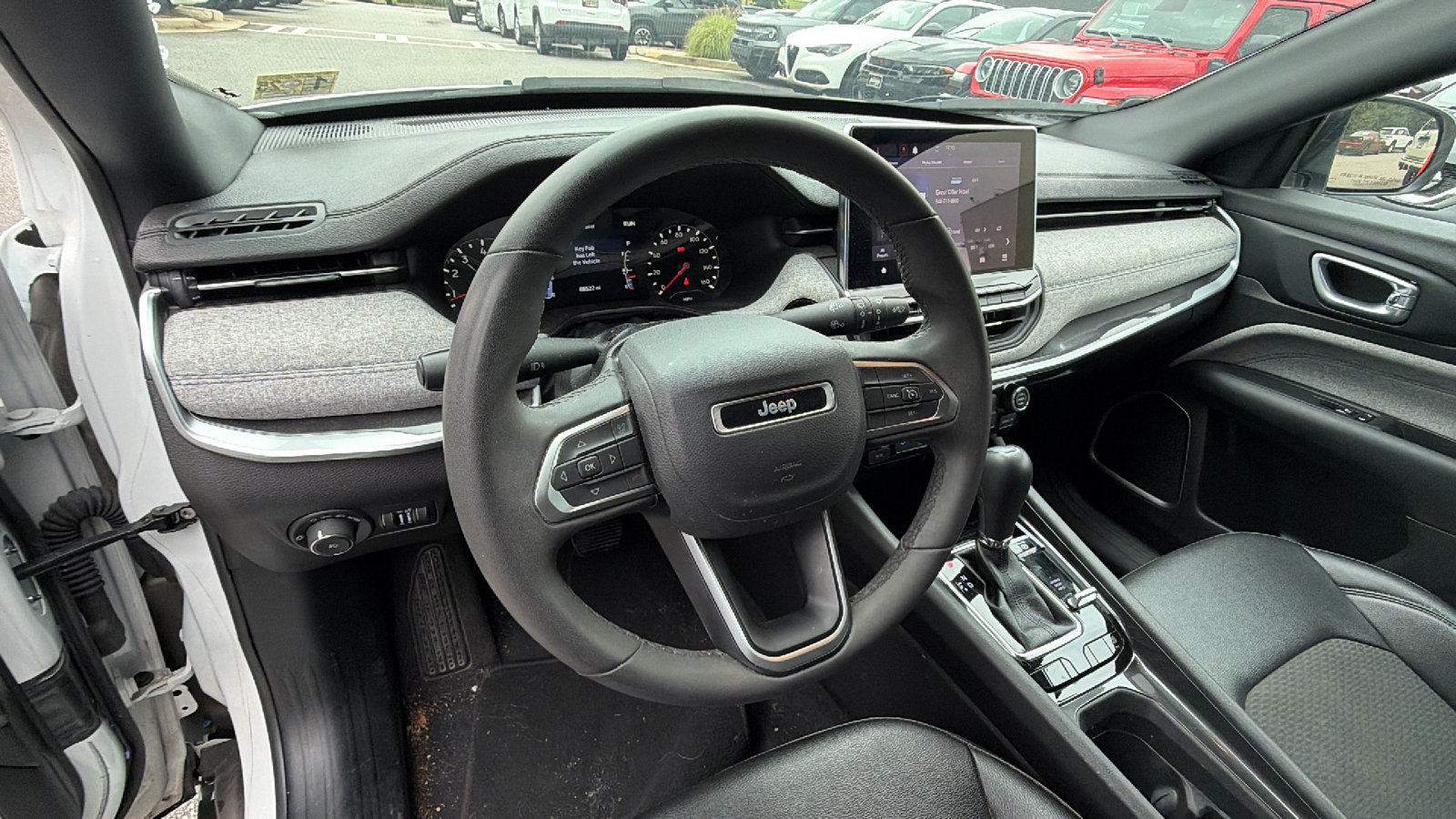 Used 2024 Jeep Compass Latitude AWD/4WD image 24