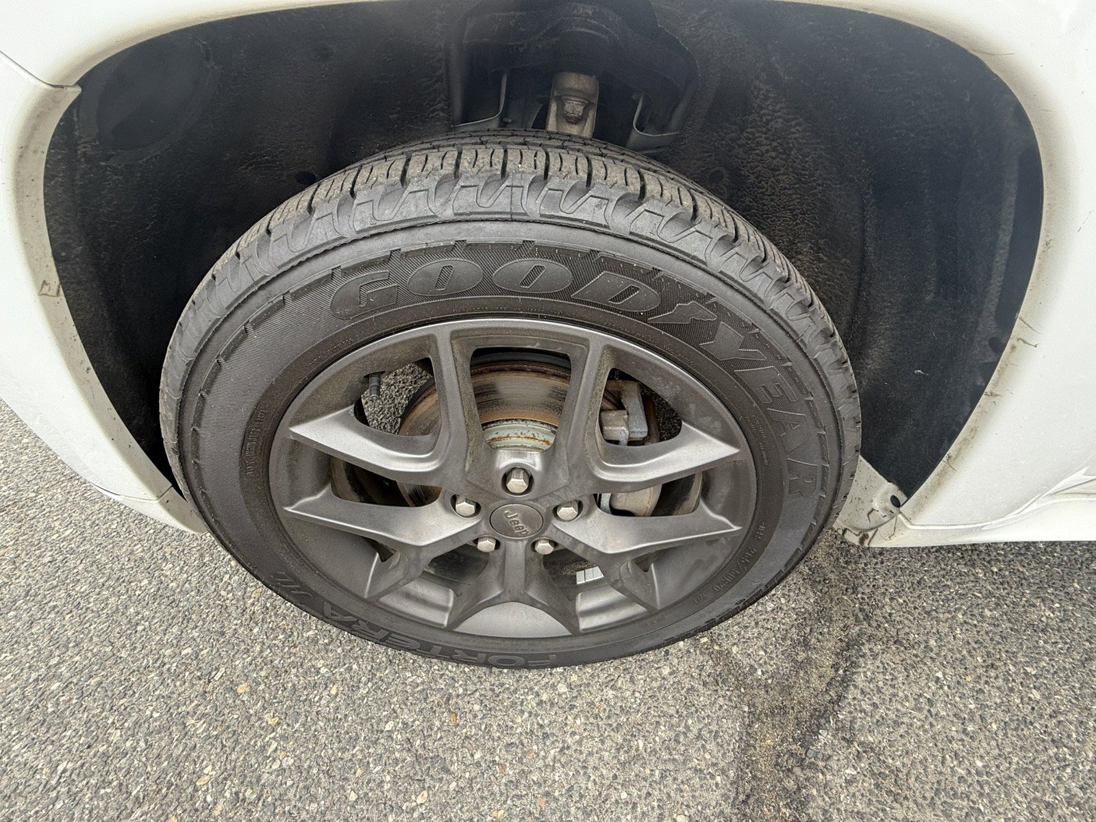 Used 2019 Jeep Grand Cherokee Limited X image 32