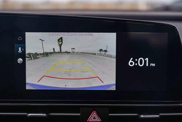 Used 2024 Hyundai Elantra SEL image 26