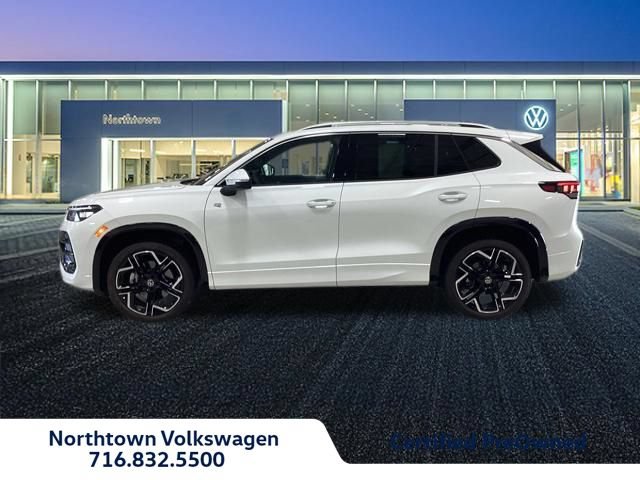 Used 2025 Volkswagen Tiguan SEL R-Line AWD/4WD image 3