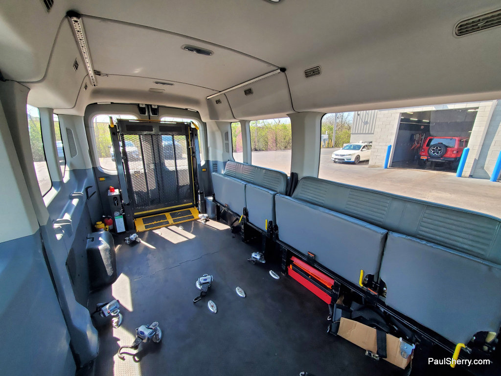 Used 2016 Ford Transit 350 XL image 26