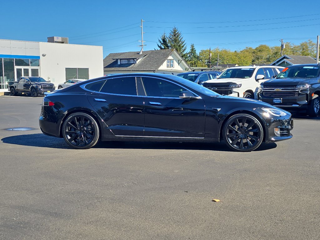 Used 2020 Tesla Model S Long Range Plus image 7