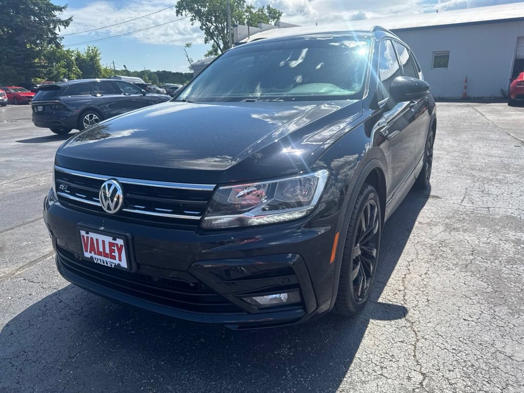 Used 2021 Volkswagen Tiguan SE R-Line AWD/4WD image 53