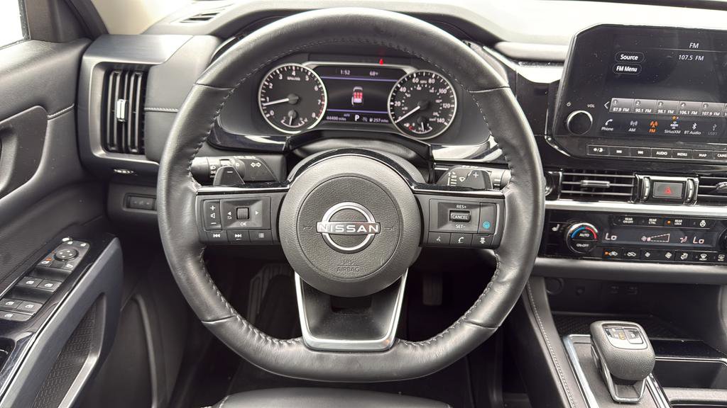 Certified 2023 Nissan Pathfinder SL AWD/4WD image 9