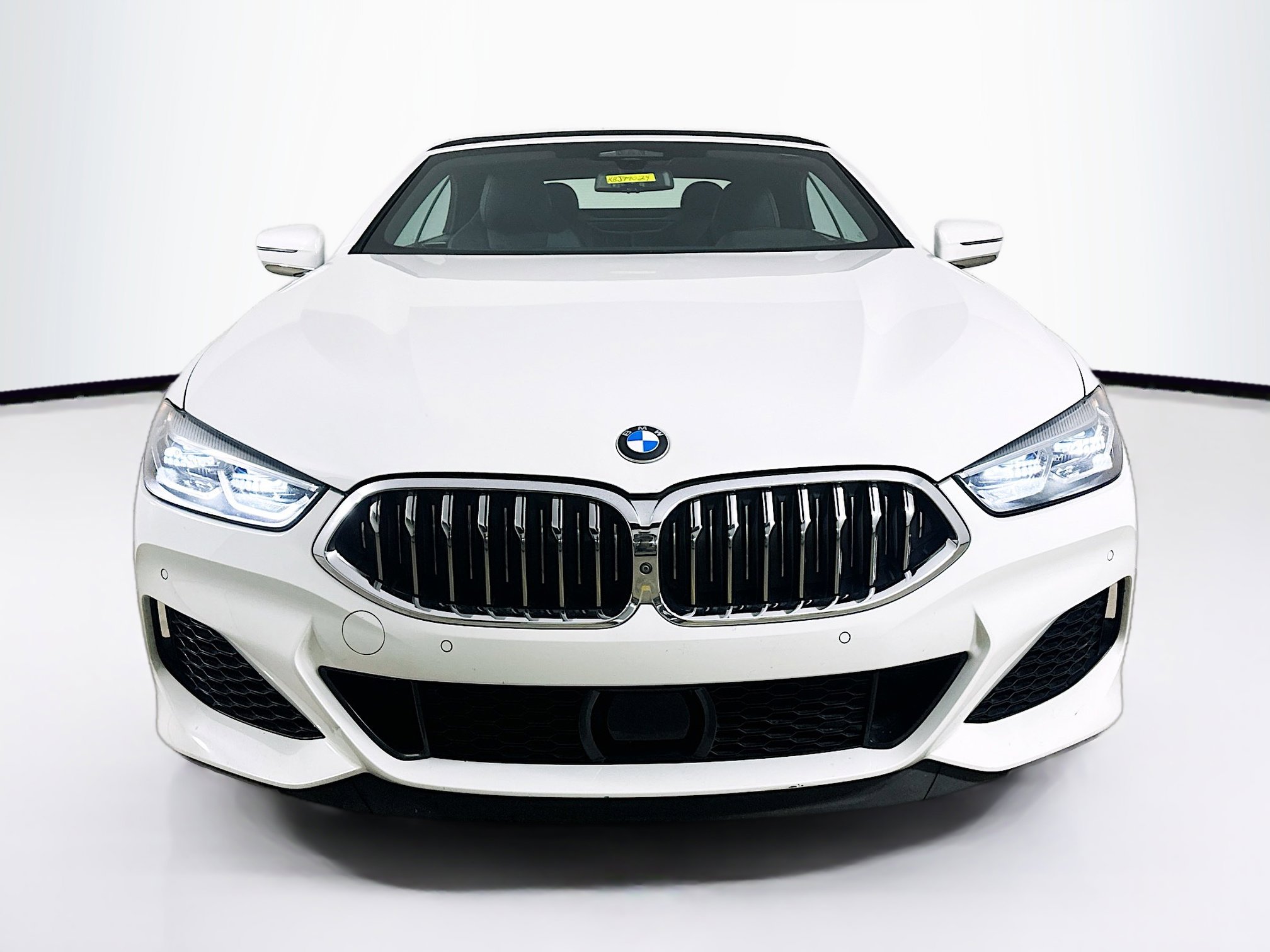Used 2019 BMW M850i xDrive Convertible image 2