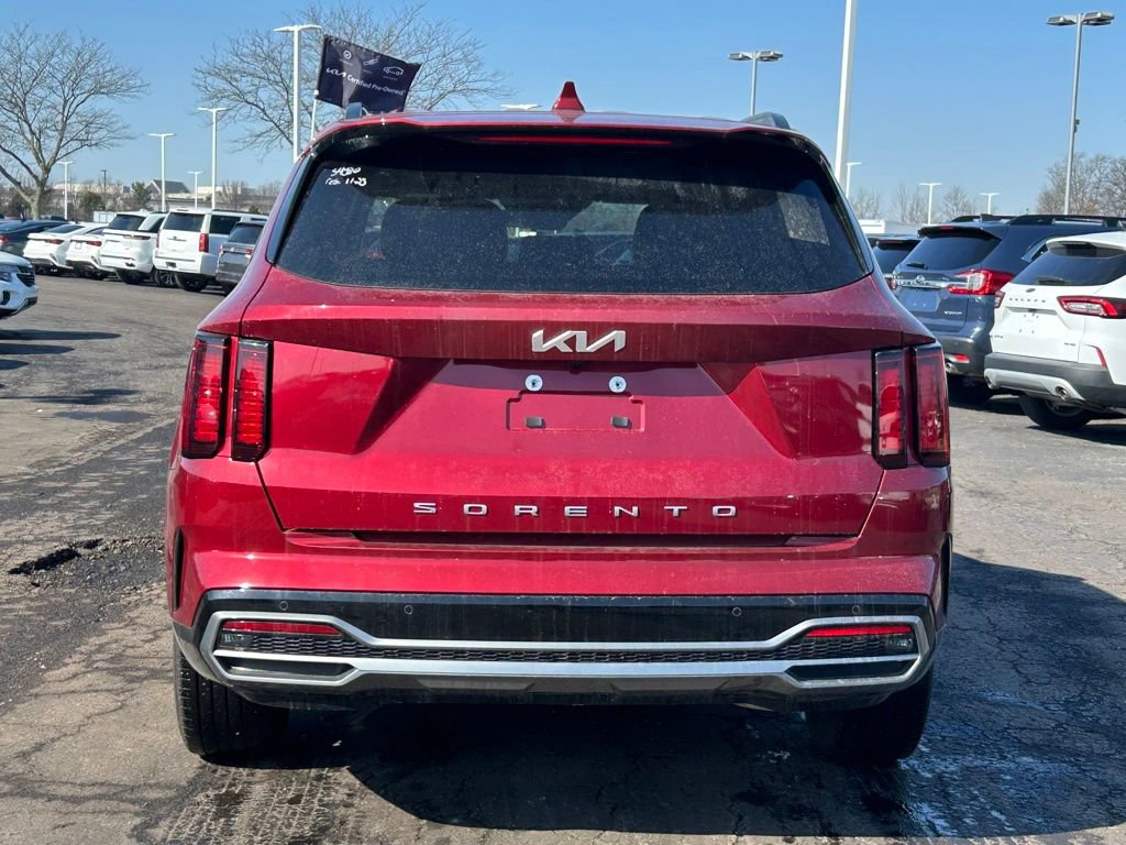 Certified 2022 Kia Sorento S image 6
