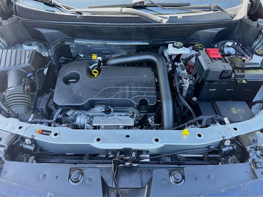 Used 2025 Chevrolet Equinox LT FWD image 29
