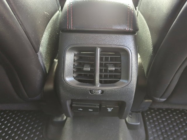 Used 2019 Jeep Cherokee Trailhawk w/ Cold Weather Group image 23