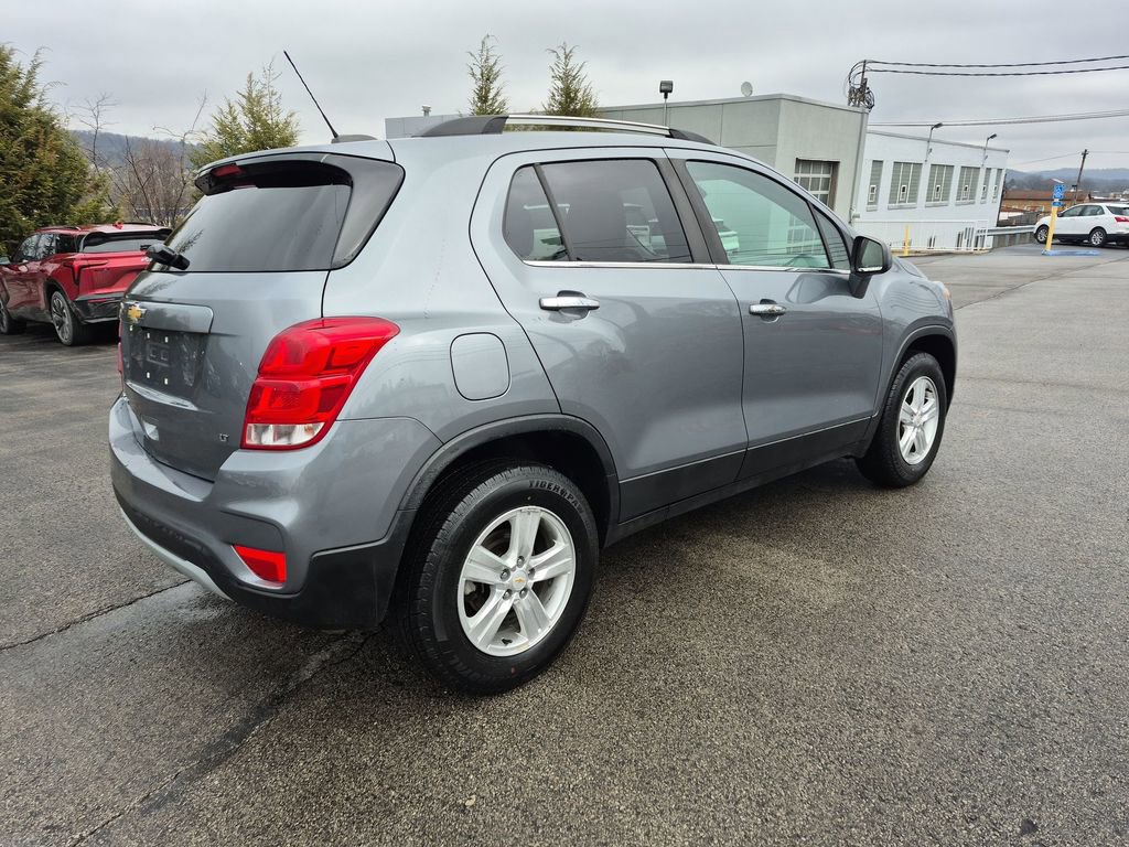 Used 2019 Chevrolet Trax LT w/ LT Convenience Package image 15
