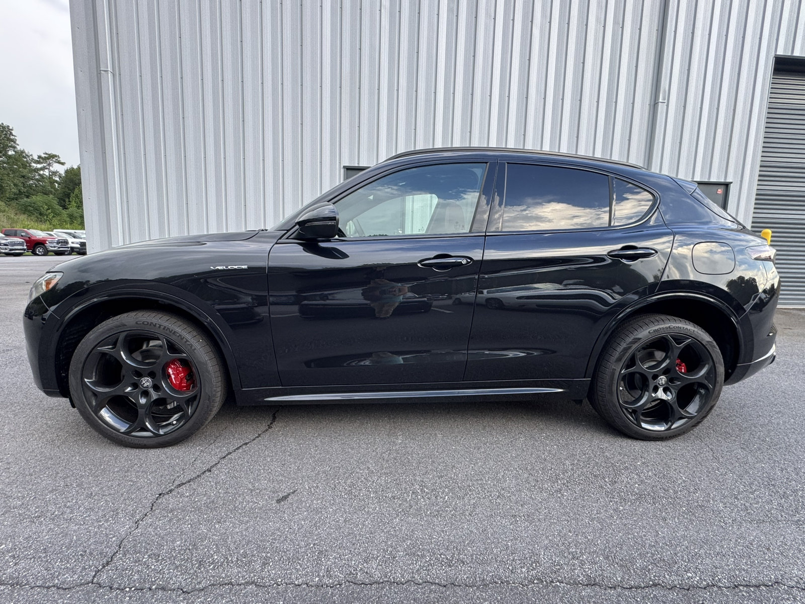 Used 2026 Alfa Romeo Stelvio Sprint AWD/4WD image 8