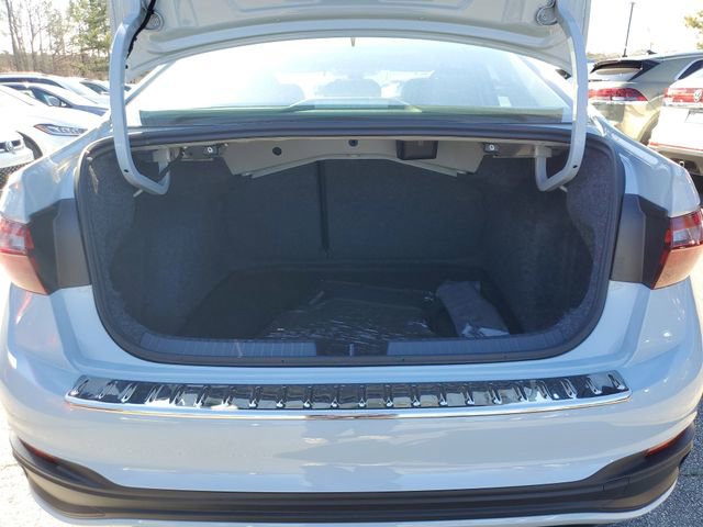 New 2026 Volkswagen Jetta SE FWD image 8