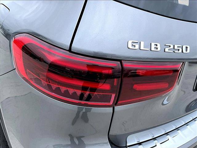 New 2026 Mercedes-Benz GLB 250 image 27