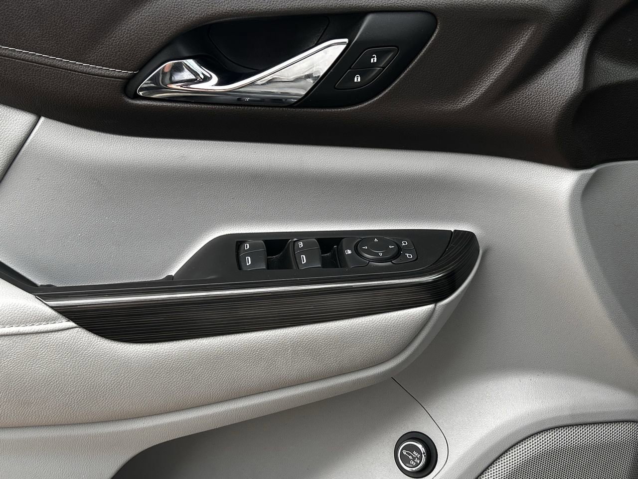 Used 2019 GMC Acadia SLT image 23