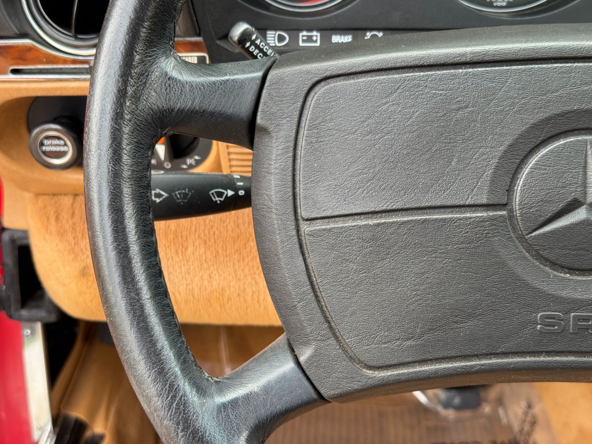 Used 1987 Mercedes-Benz 560 SL image 35