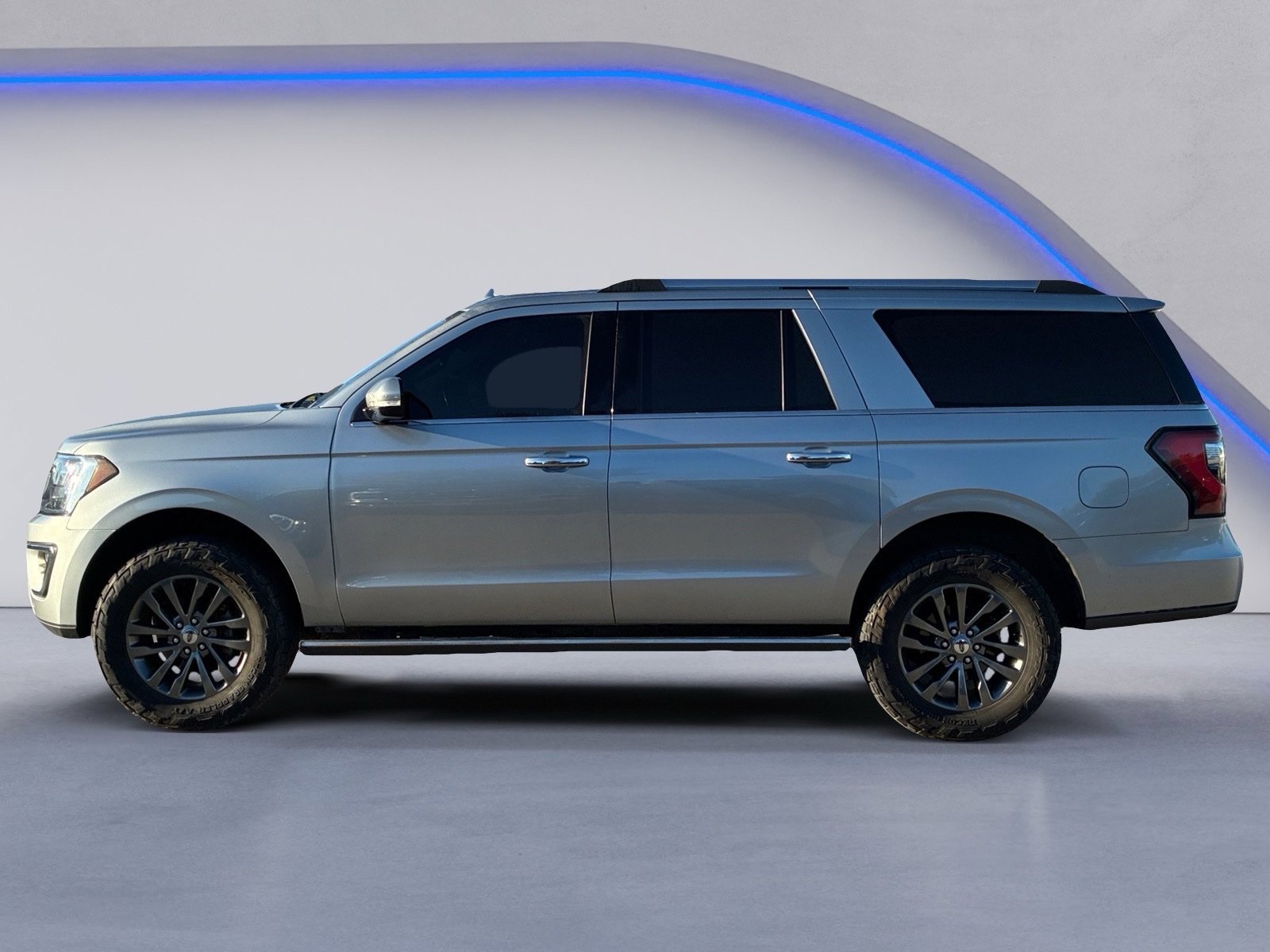Used 2020 Ford Expedition Max Limited w/ Equipment Group 301A RWD image 3