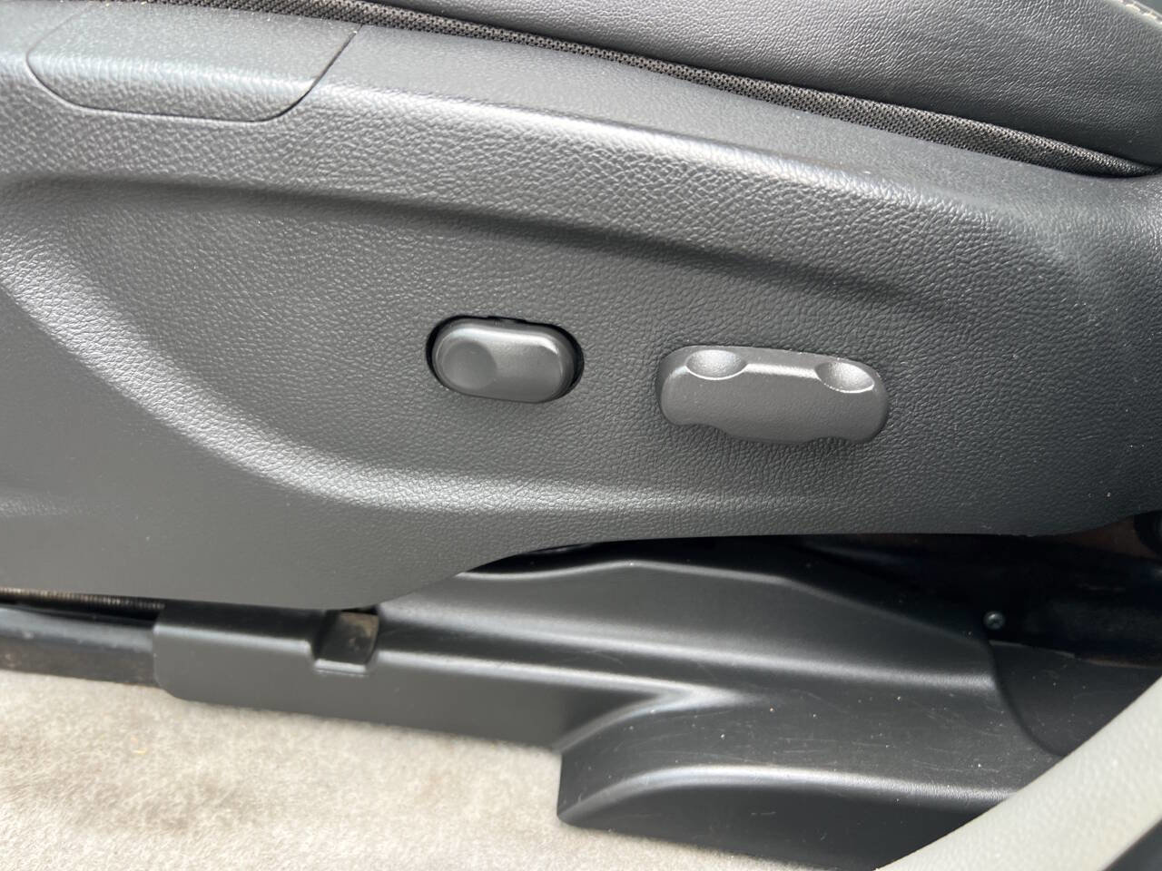 Used 2016 Buick Encore FWD image 8