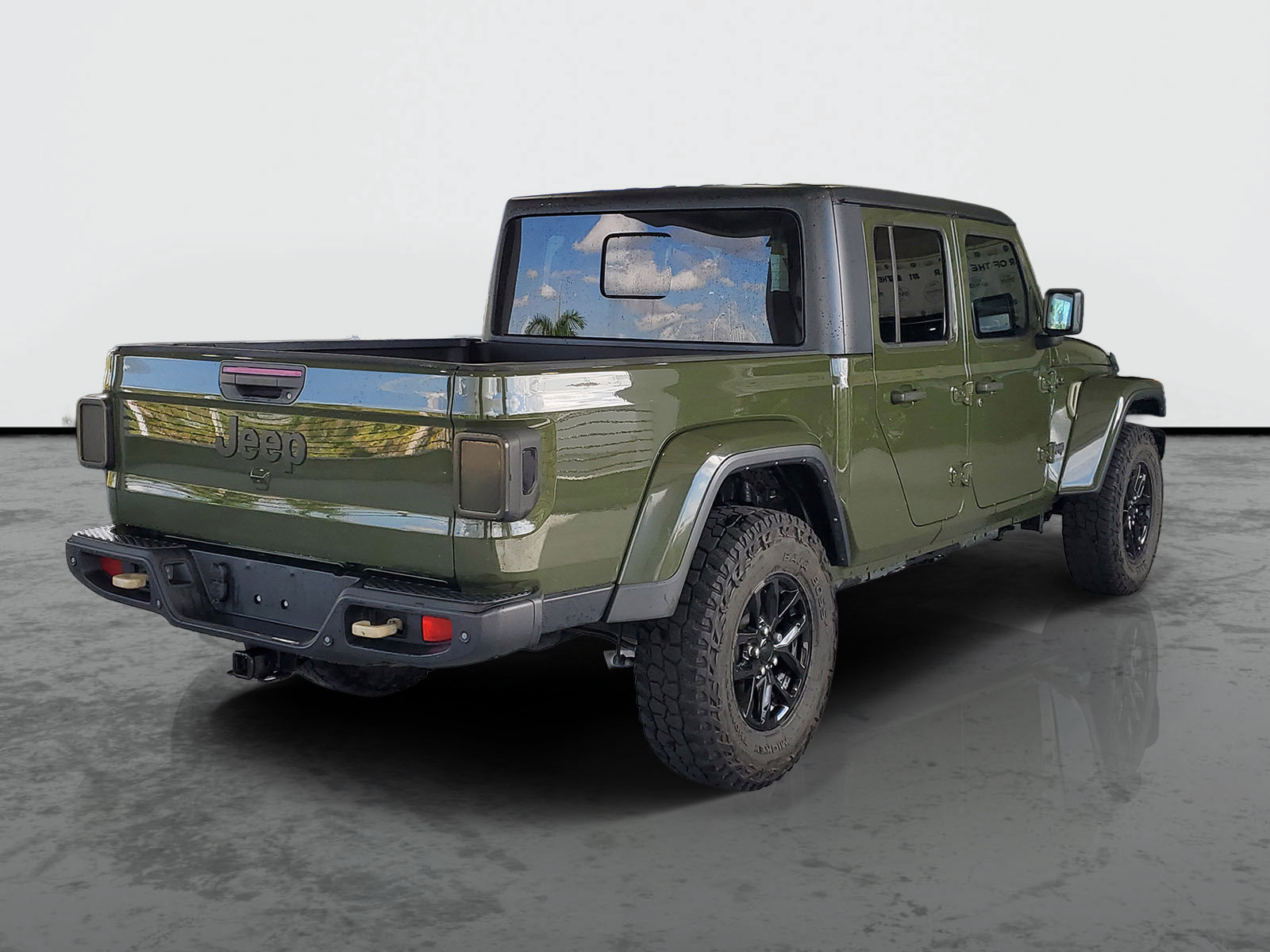 Used 2022 Jeep Gladiator Sport AWD/4WD image 2