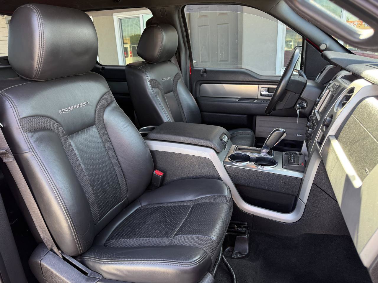 Used 2012 Ford F150 Raptor w/ Raptor Luxury Pkg AWD/4WD image 21