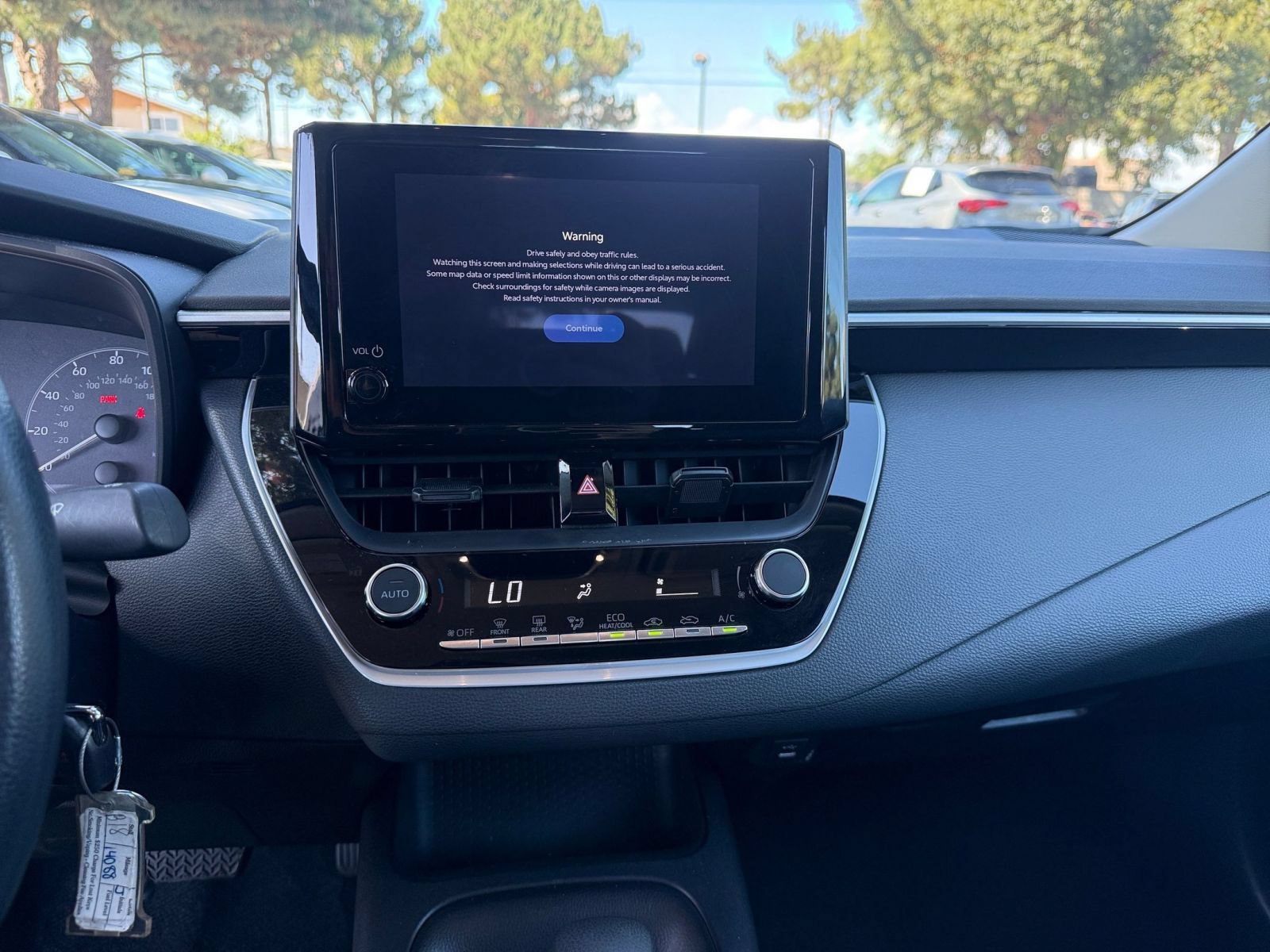 Used 2025 Toyota Corolla LE FWD image 17