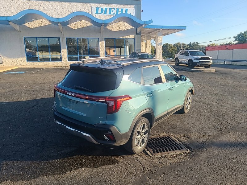 Used 2024 Kia Seltos S AWD/4WD image 5