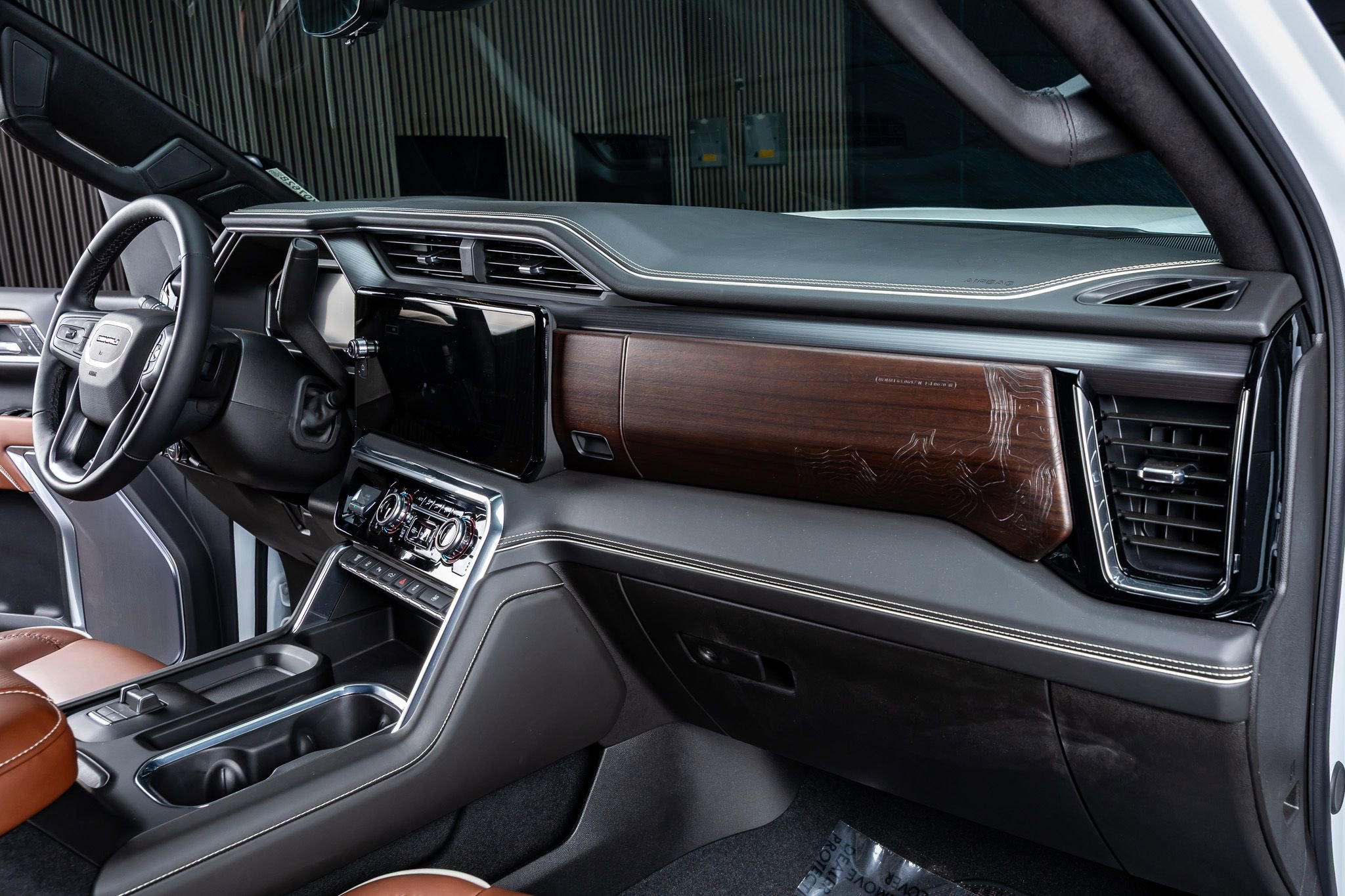 Used 2026 GMC Sierra 3500 Denali Ultimate image 18