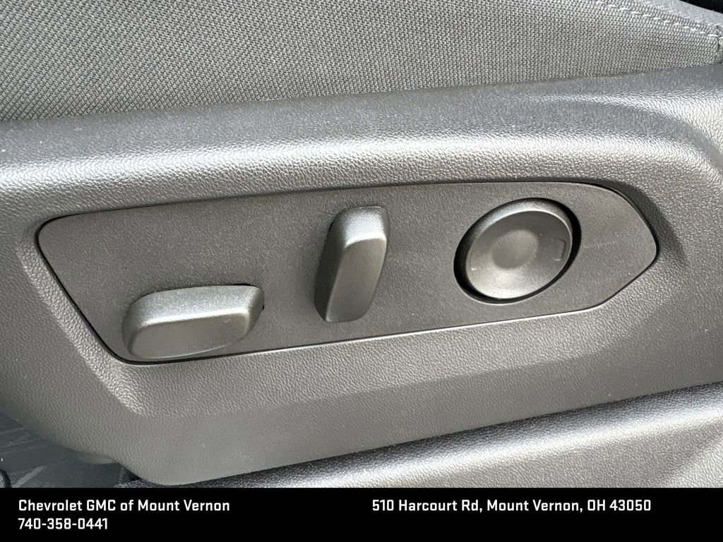 New 2025 GMC Sierra 1500 Elevation image 16