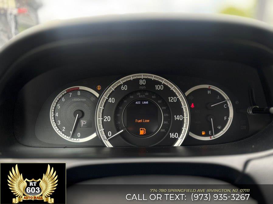 Used 2017 Honda Accord Touring image 15