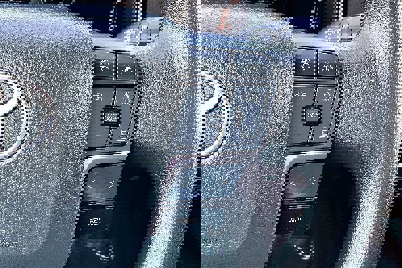 Used 2025 Toyota Camry LE image 18