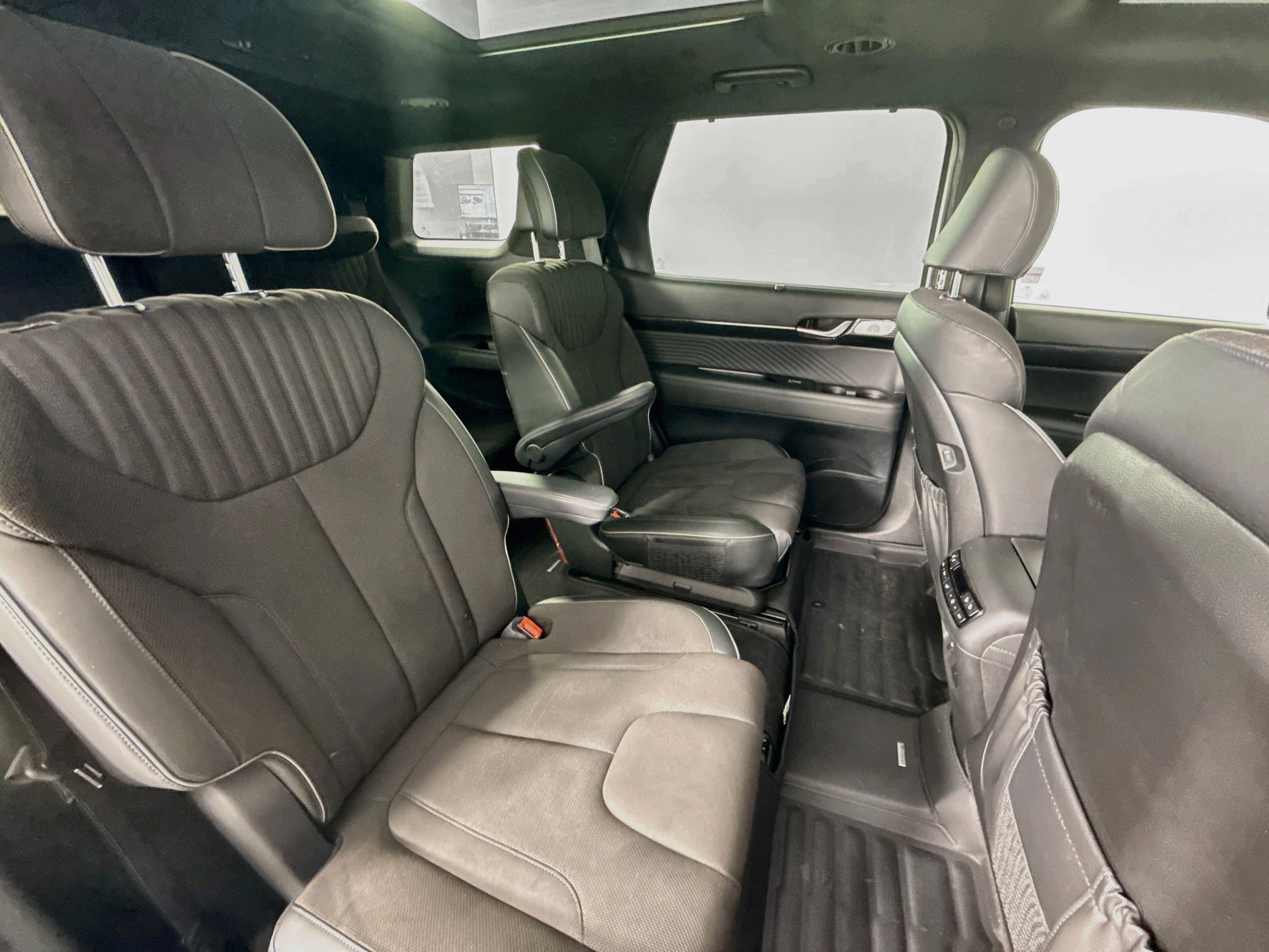 Used 2024 Hyundai Palisade Calligraphy AWD/4WD image 28