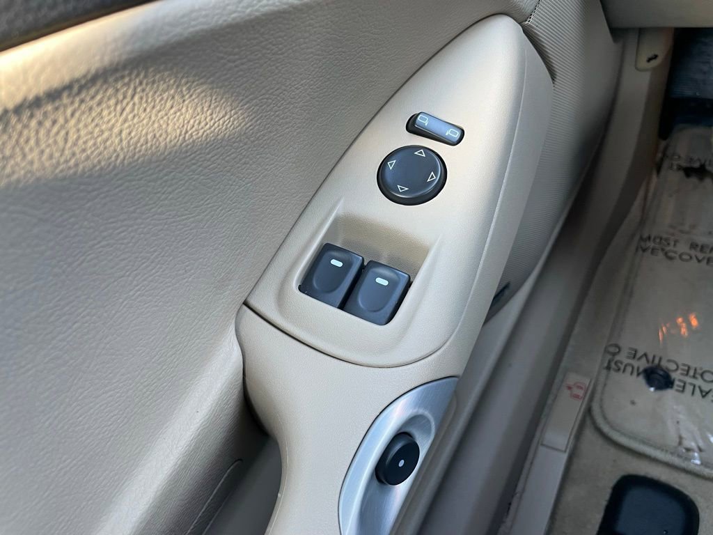 Used 2010 Chevrolet Corvette Grand Sport w/ Preferred Equipment Group image 19